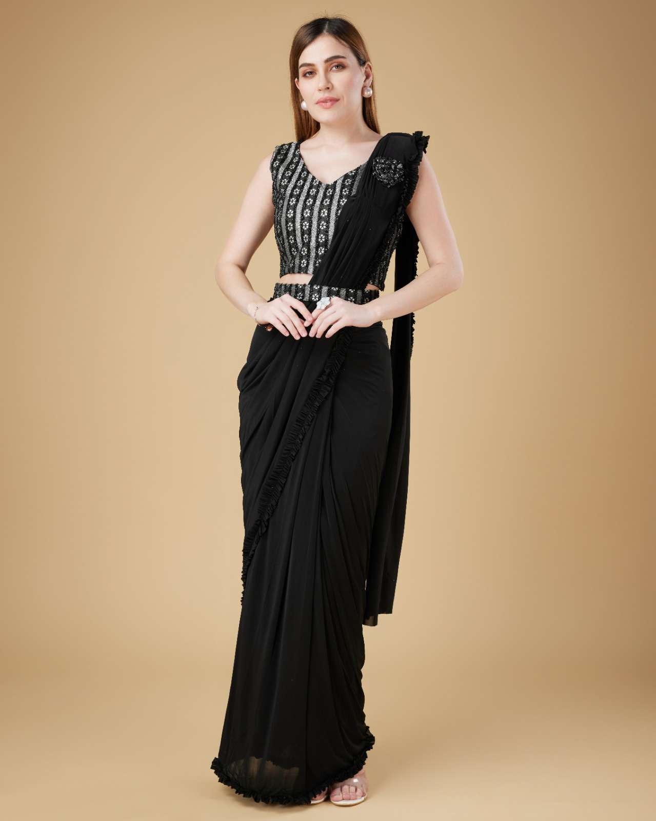 Buy Wholesale Sarees Online @ Surat Saree Wholesale Market & Start Your Own  Saree Business