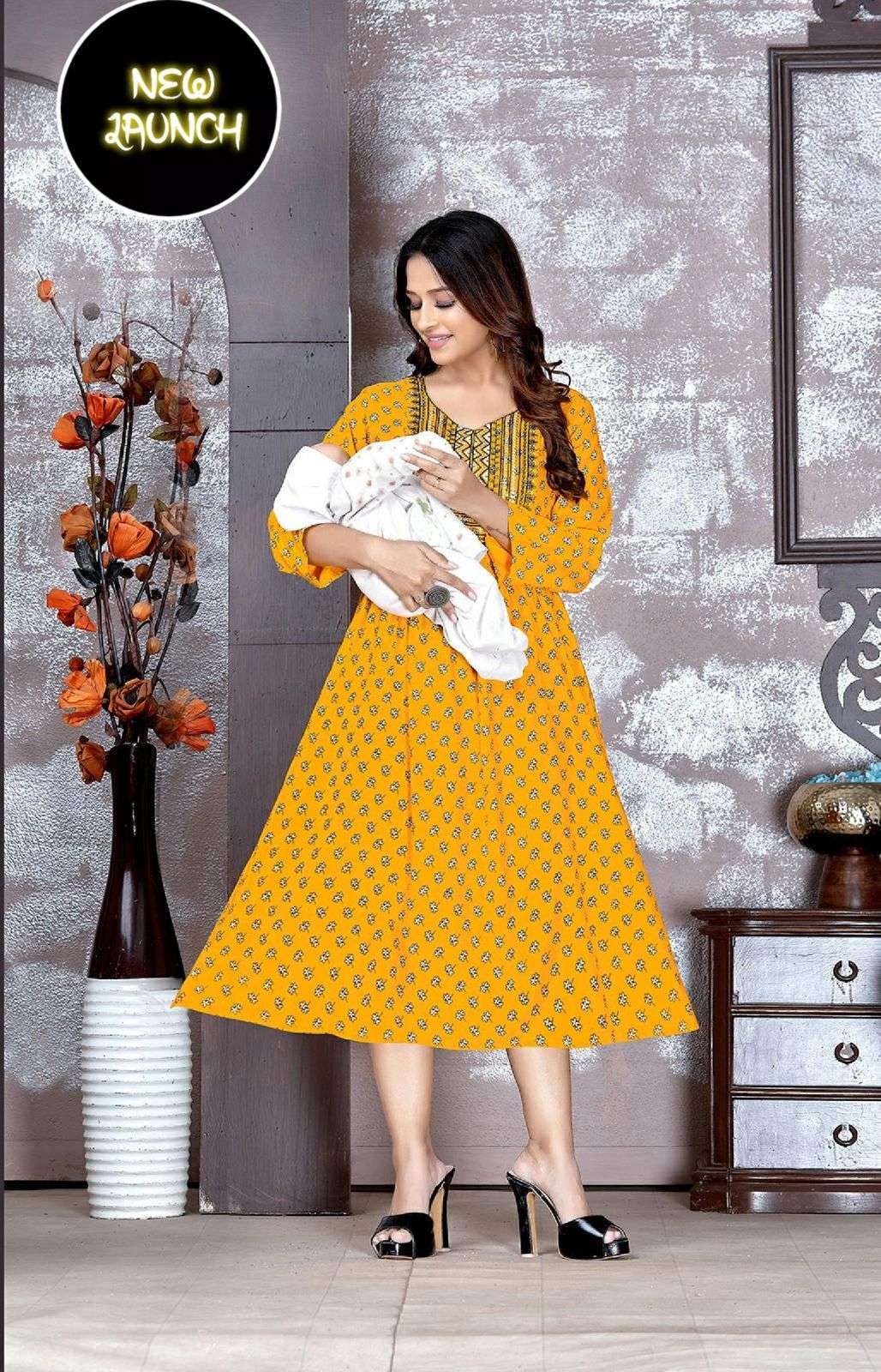 Maternity/ Feeding Kurti/ Attached Jacket Model-PARROT GREEN – Priya's  Magic World