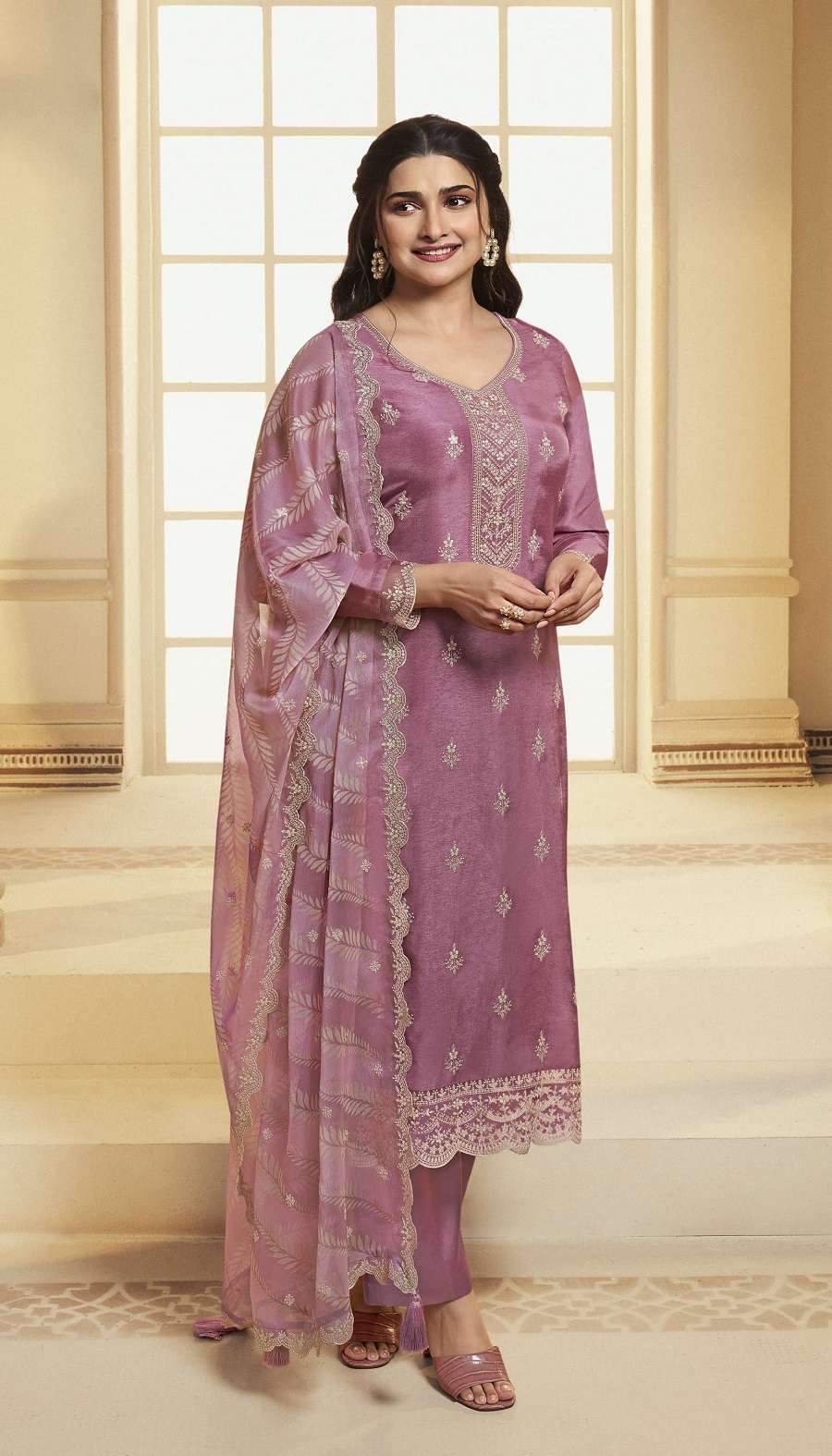 Vinay Kuleesh Shohini Dola Silk Designer Best wholesale Salwar Kameez in Ahmedabad
