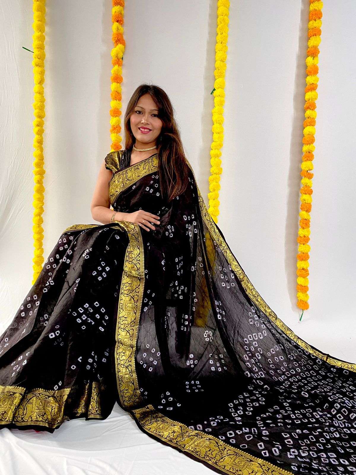 Black bandhani saree single available in wholesale price 