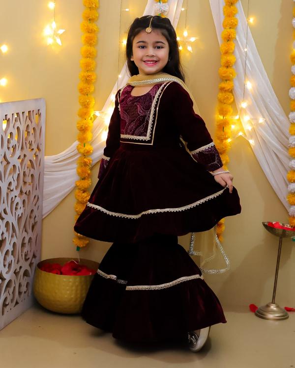 Artriddhs Girls Yog work lining  freel kurti  and sharara freel pattern wholesale prices in Surat