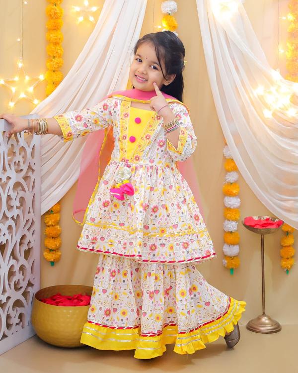 Art Riddhs Girls Pure cotton lesses working Kurti sharara set At wholesale rate