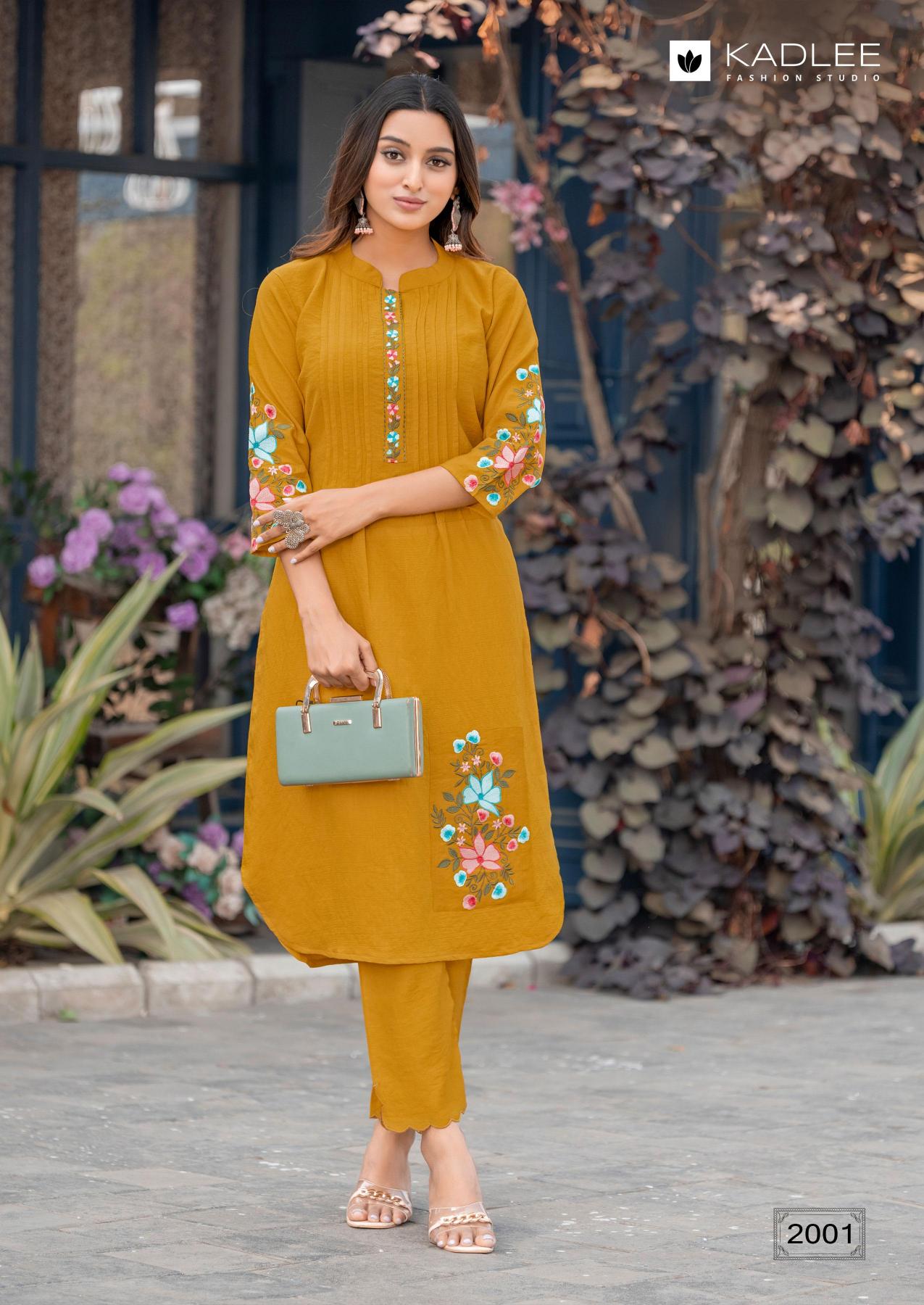 Kadlee roongta cotton flex top with bottom ladies kurti manufacturer