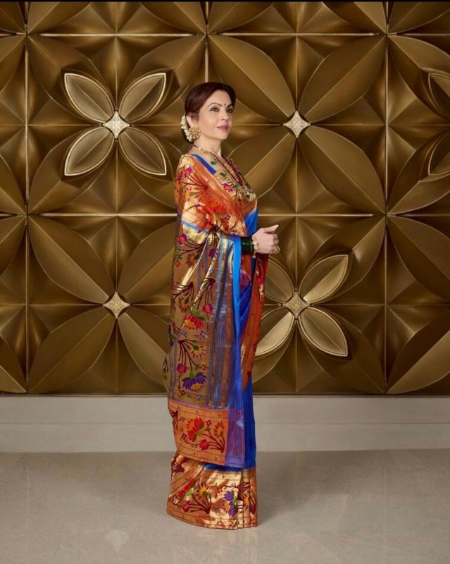 Neeta ambani soft silk meenakari saree & pallu with contrast blouse wholesale saree online