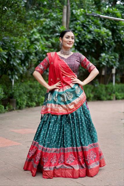 Tree bandhni Green Tussar Silk Surat lehenga choli manufacturers