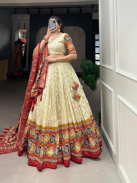 Bandhani Tussar Silk White Lehenga choli for wedding