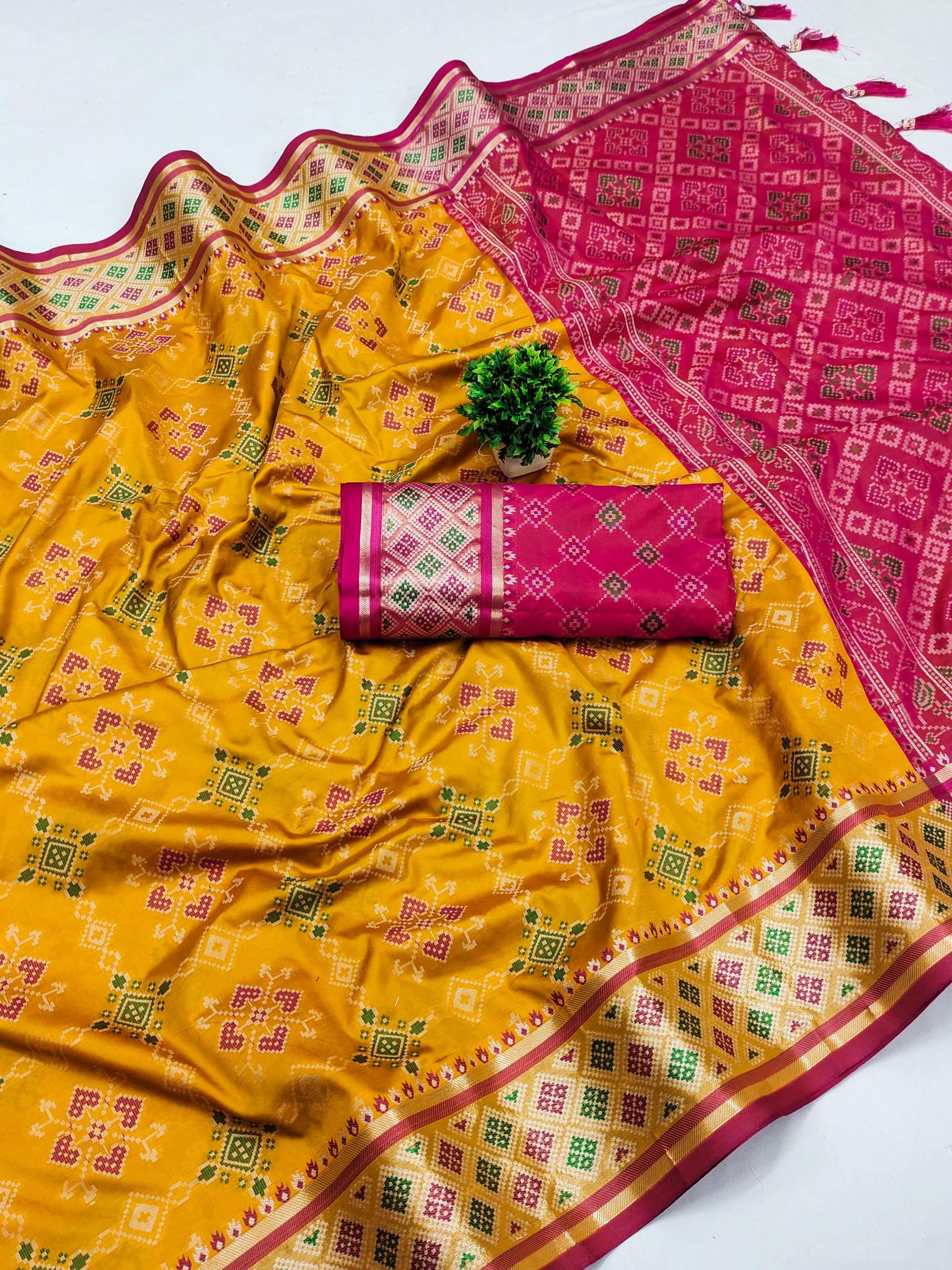 Patola soft meenaakri silk saree with rich pallu wholesale online