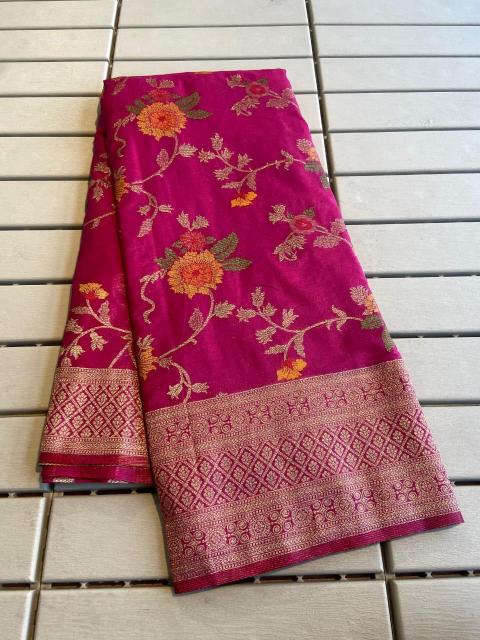 Pure crepe khadi silk finest elegant pallu saree wholesale market surat