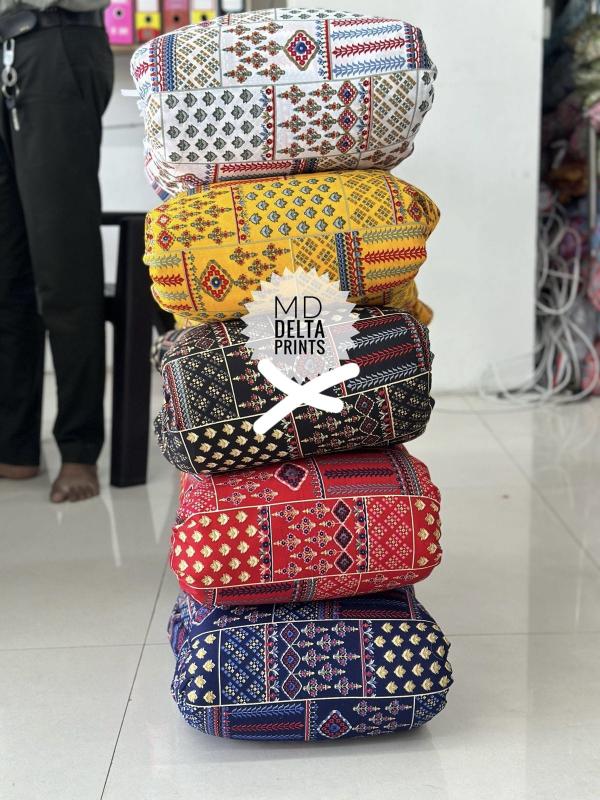 Sajni delta print Discount fabric supplier in Mumbai