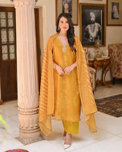 Bitto nora orange rayon v neck 3 pcs ladies clothes wholesale market in surat