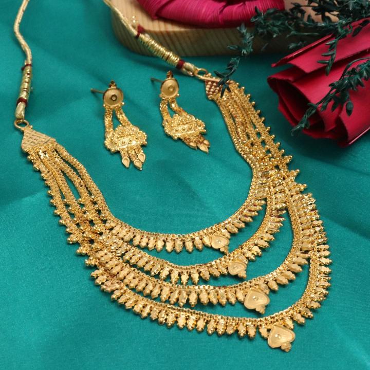 Forming Set 886 Imitation jewellery market in Kolkata