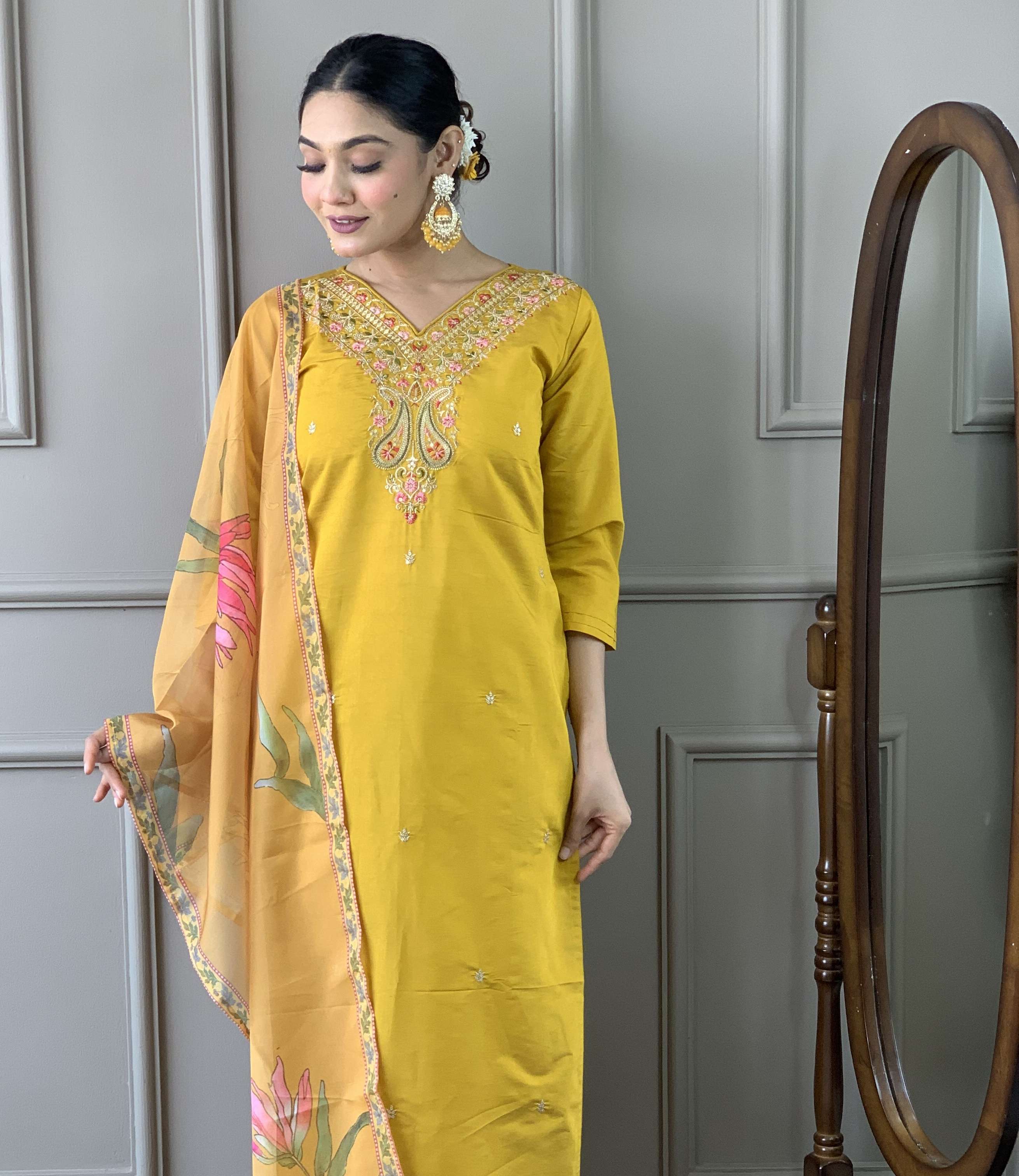 Gauri viscose chanderi v shaped neck 3 pcs indian stylish kurti