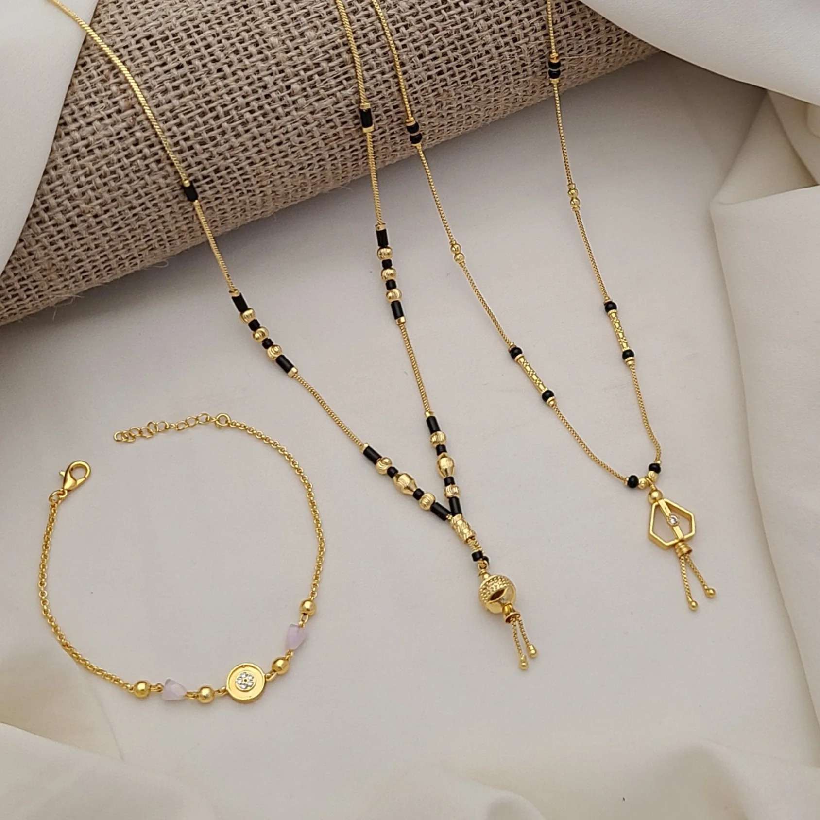 Arilith Necklace & Bracelet Combo Cheap imitation jewellery wholesale in Gujarat