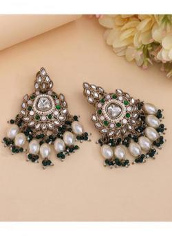Festival Wear Green Color Kundan Earrings Affordable imitation jewelry India