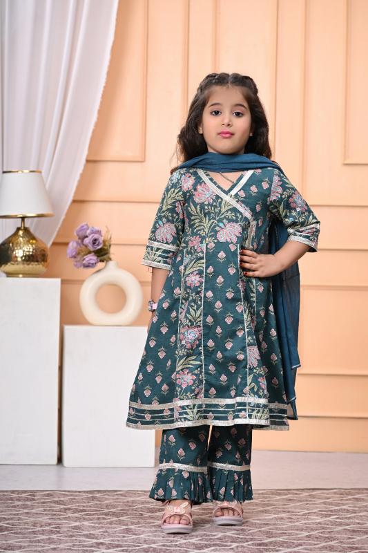 Karma girls kids wear kurta an pant set boutique clothing suppliers