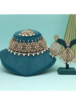 Party Wear Gold Color Pakistani Choker Traditional imitation jewellery suppliers in Surat