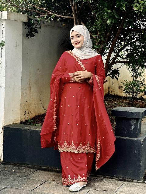 Sahiba d.no-AC-7071 chinon silk salwar suits wholesaler surat gujarat