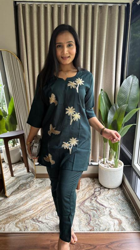 Shorya vertcal silk coorde set wholesale rate clothes