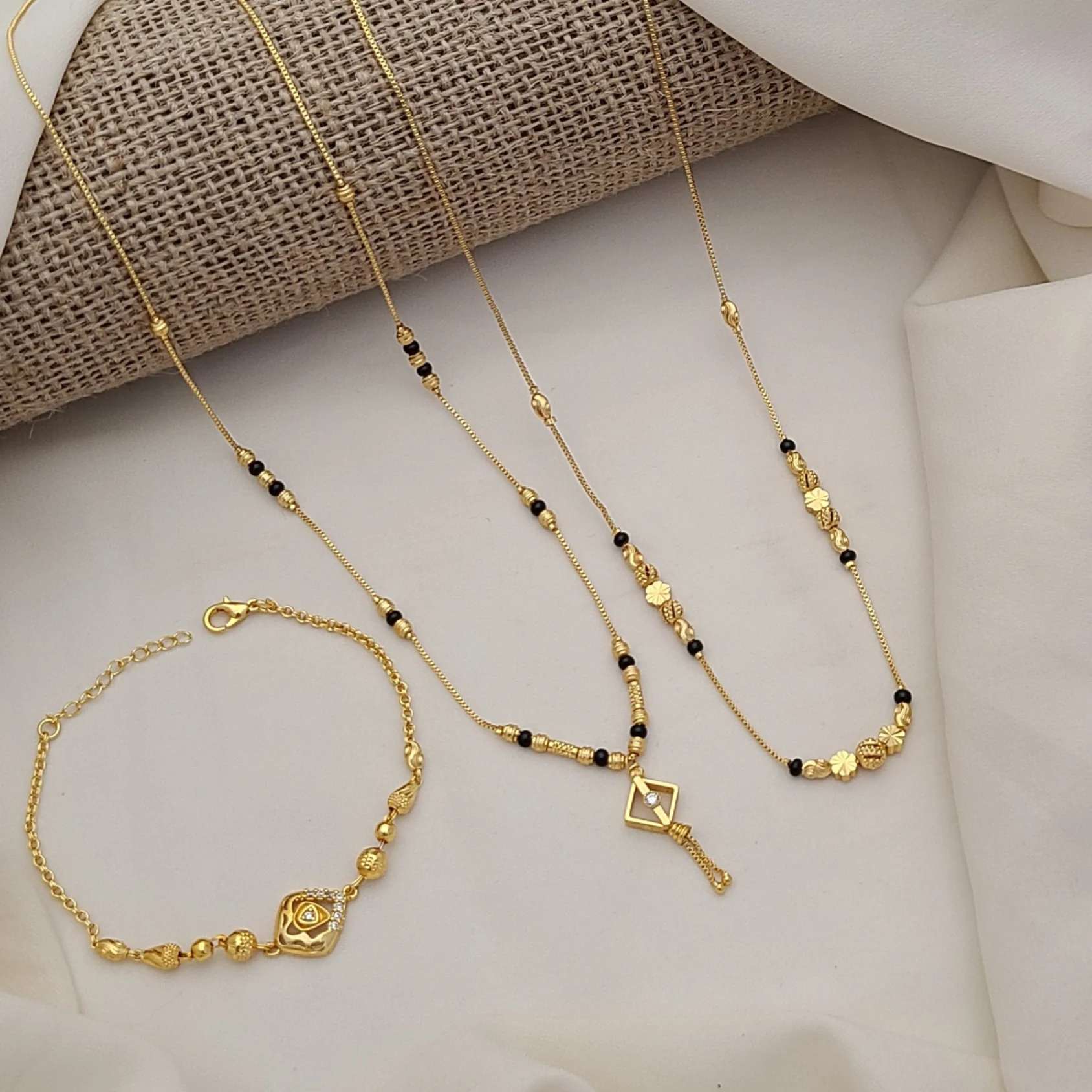 SlimFit Necklace & Bracelet Combo Traditional imitation jewellery wholesalers Gujarat