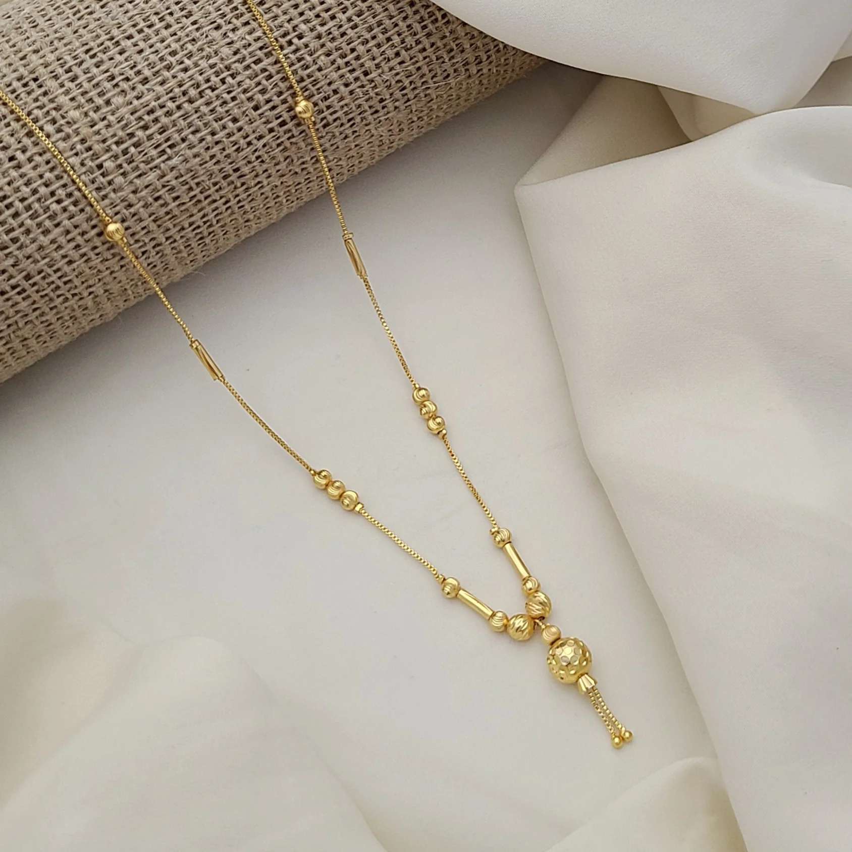 Victorian Necklace Traditional imitation jewellery in Gujarat