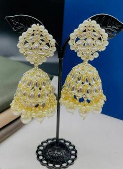 Wedding Wear Golden Kundan 033 Imitation jewellery manufacturers in Kolkata