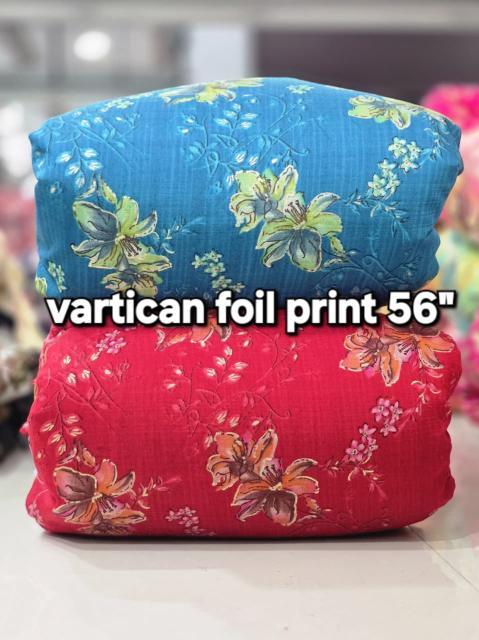 Sajni Vertican Foil print Designer print fabrics in Kolkata