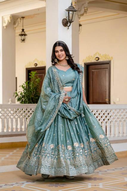Pehnava RR-32 GOLD CRUSH Blue Indian wedding lehenga choli suppliers