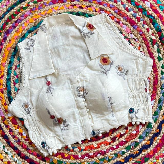 Blousewala khadi collar blouse wholesaler in india