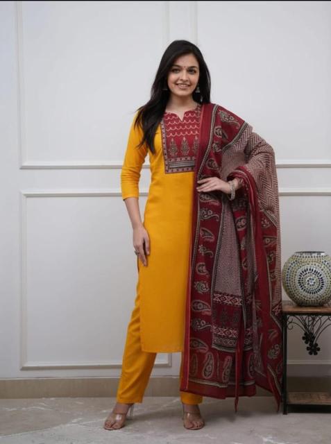 Adhya plus size 3pcs kurti manufacturer and wholesaler