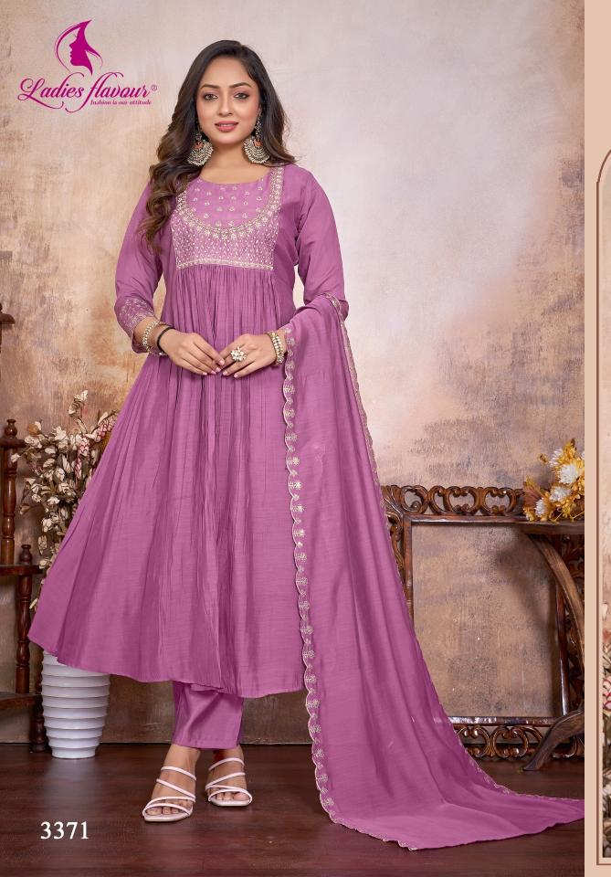 Ladies flavour d.no 3371 kanpur wholesale kurti market
