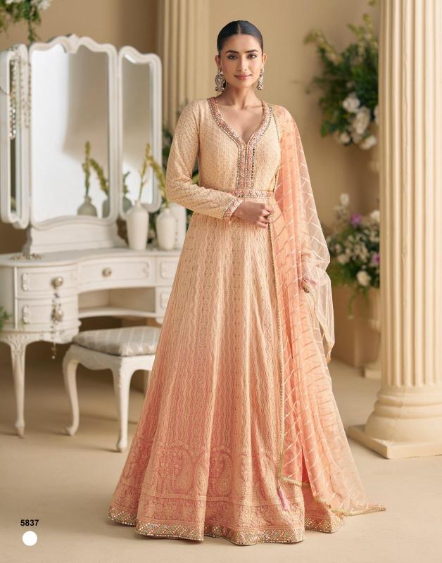 Sayuri dawat designer gown with dupatta wholesale market 