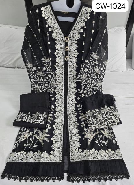 Shraddha designer mushk CW-1024 lawn suits uk