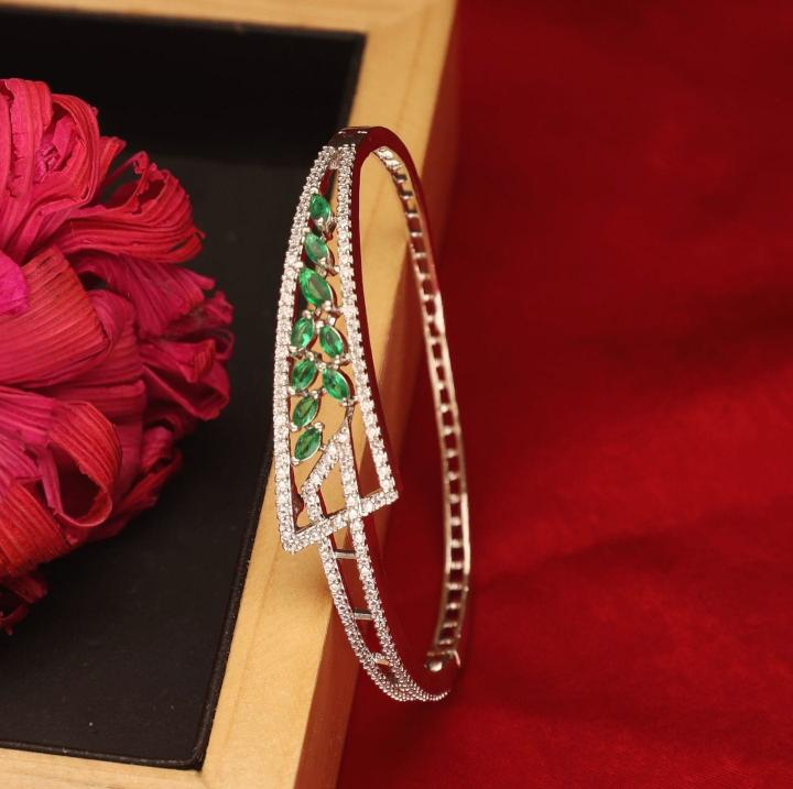 Anti tarnisha silver plated american daimong bracelet 476 Cheap artificial jwellery in Surat