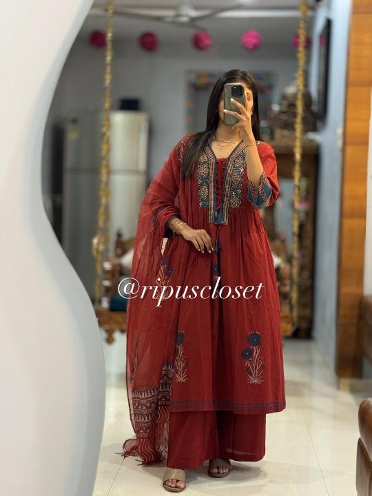 Jaipuri anarkali online kurtis wholesalers in mumbai