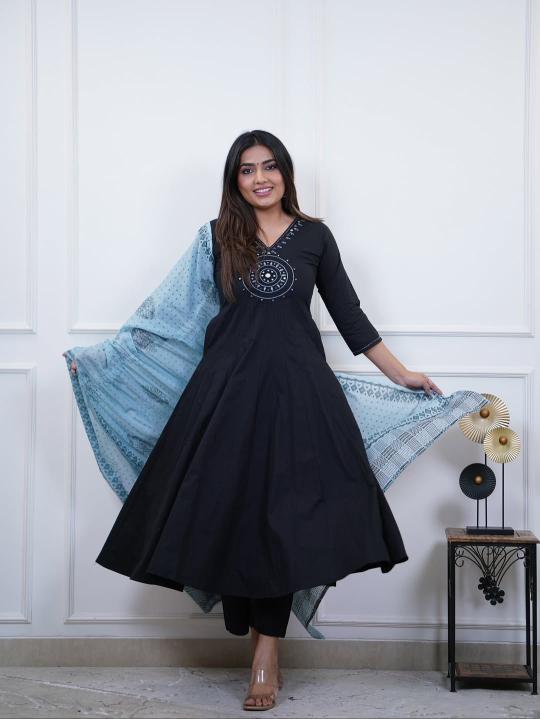 Jaipuri cotton 3pcs rajasthani kurtis wholesale 