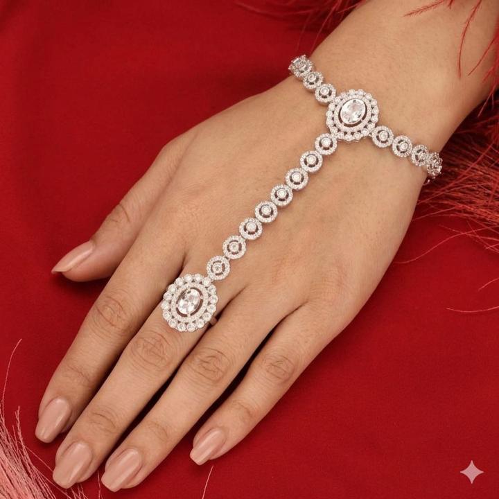 Anti tarnisha silver ad hand harness bracelet H7 Imitation jewellery wholesale in Ahmedabad