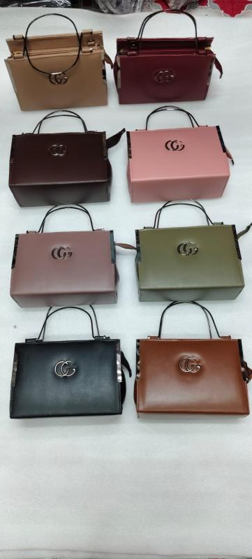 Hirja ladies purse wholesalers in mangaldas market