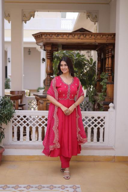 Krunique 3pcs best designer kurti wholesale shop in mumbai 