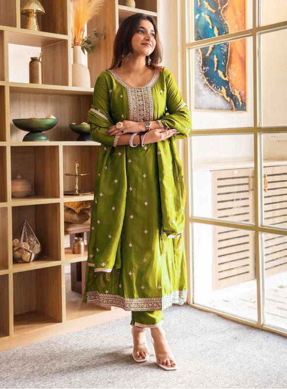 Krunique anarkali 3pcs kurtis wholesale catalogue 