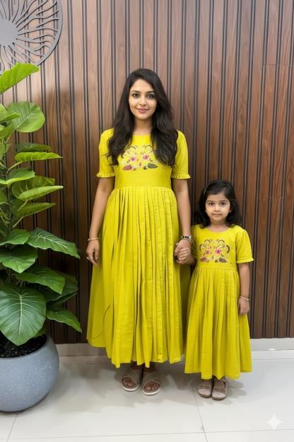 MOTHER DAUGHTER COMBO roman cotton Yellow Wholesale kids garments Pune