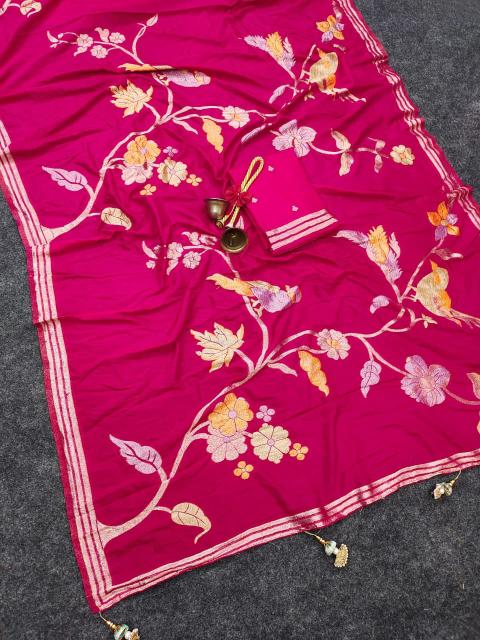 Akshara birds moftis biggest wholesale saree market in india 