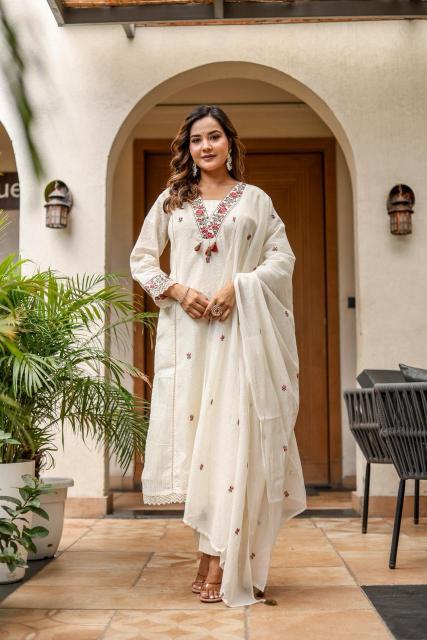 Janni 3pcs wholesale kurtis online in kolkata 