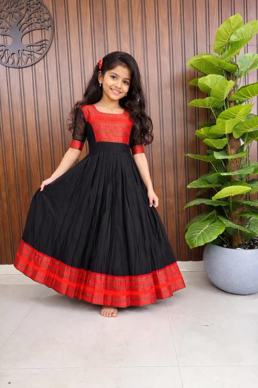 Kids COTTON gown Black cottan silk Kids clothing distributors