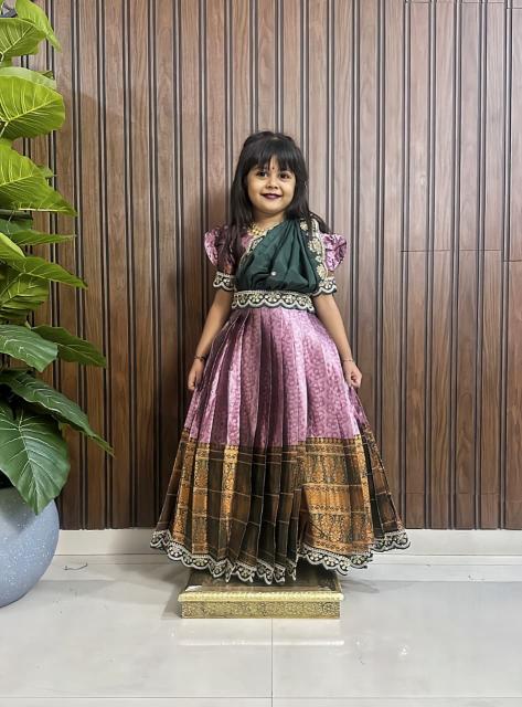 kids gown kanjivaram silk Pink Wholesale kids boutique in Kolkata