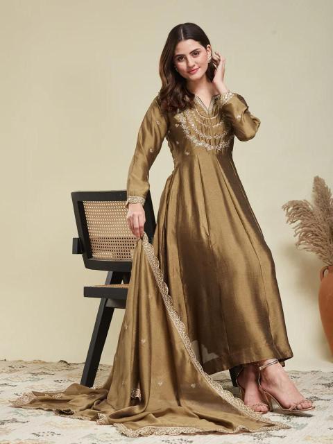 Krunique anarkali 3pcs wholesale kurti market in malad 