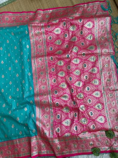 Vastrangan meenakari saree market in surat near railway station 