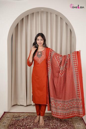 Dveeja sadhana 3pcs wholesale manufacture sarees kurtis 