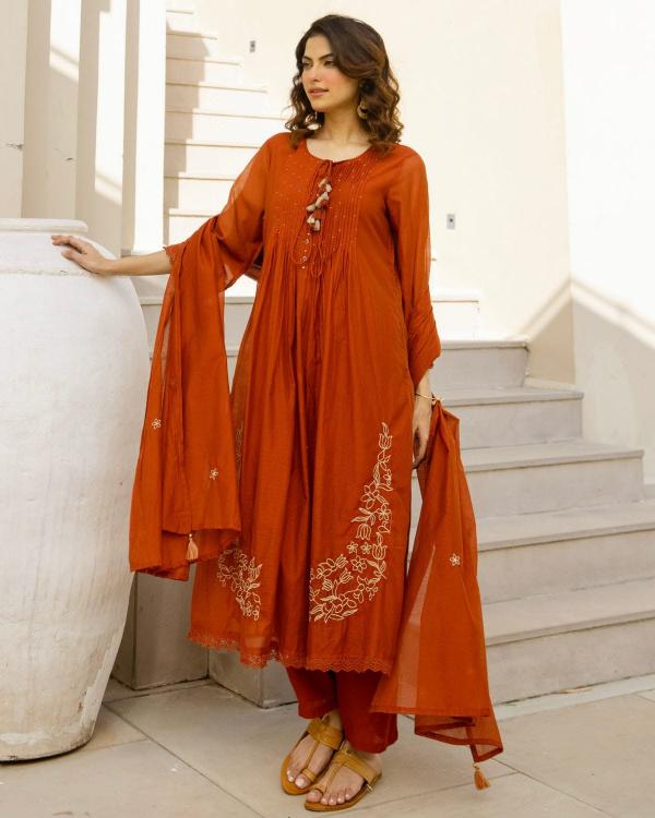 Jaipuri 3pcs wholesalebox kurti wholesaler in kolkata kolkata west bengal  