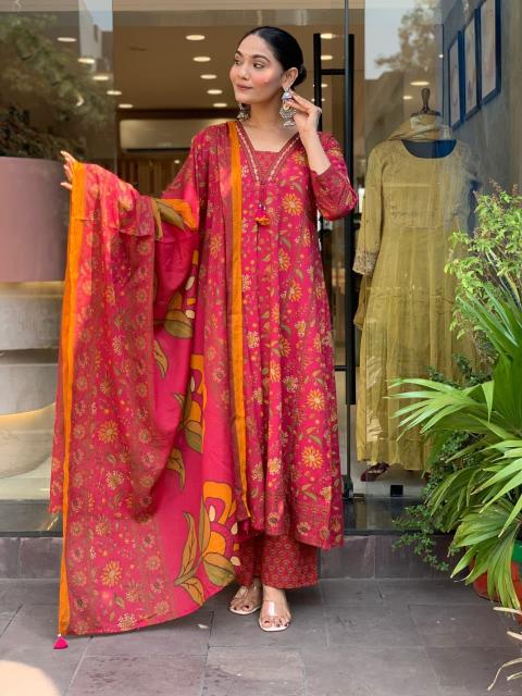 Jaipuri anarkali wholesale market for lucknowi kurtis 