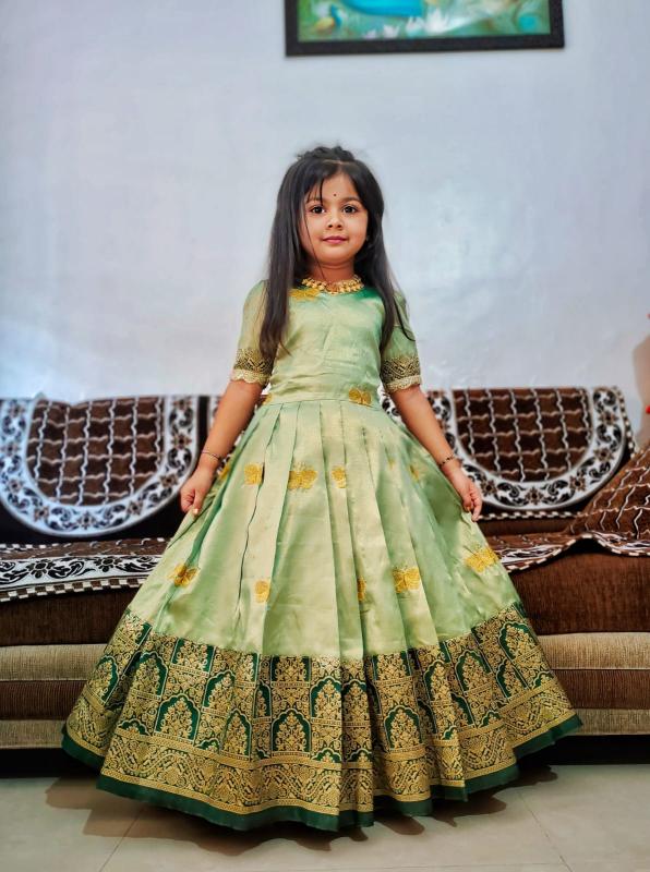 kids gown kanjivaram silk Green Children kurti exporters in Surat